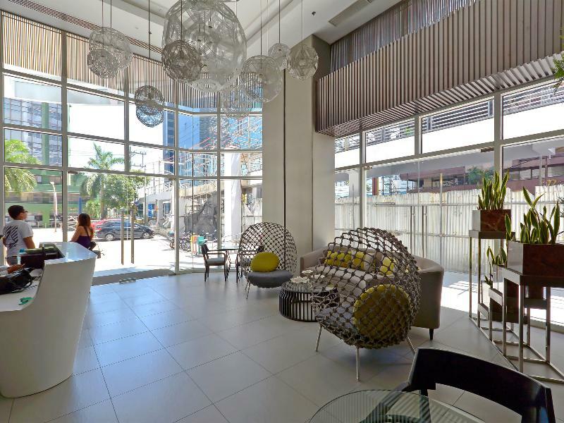 Currency Serviced Suites Pasig City Exterior photo