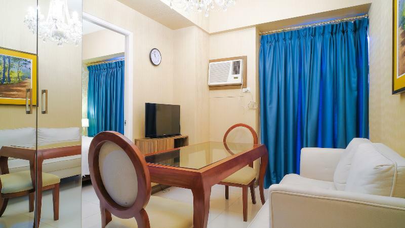 Currency Serviced Suites Pasig City Exterior photo